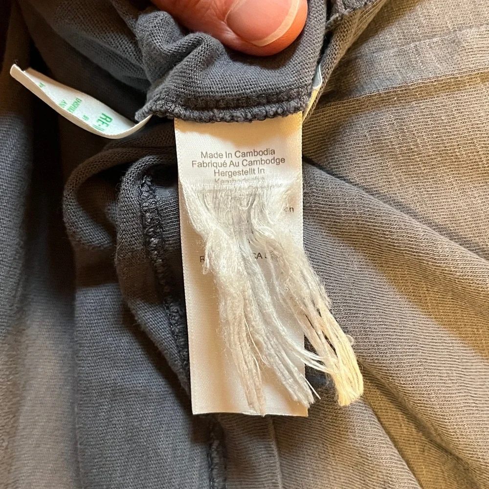 2 J.Crew Long Sleeve Tee Shirts Washed Navy & Washed Black - Picture 6 of 13